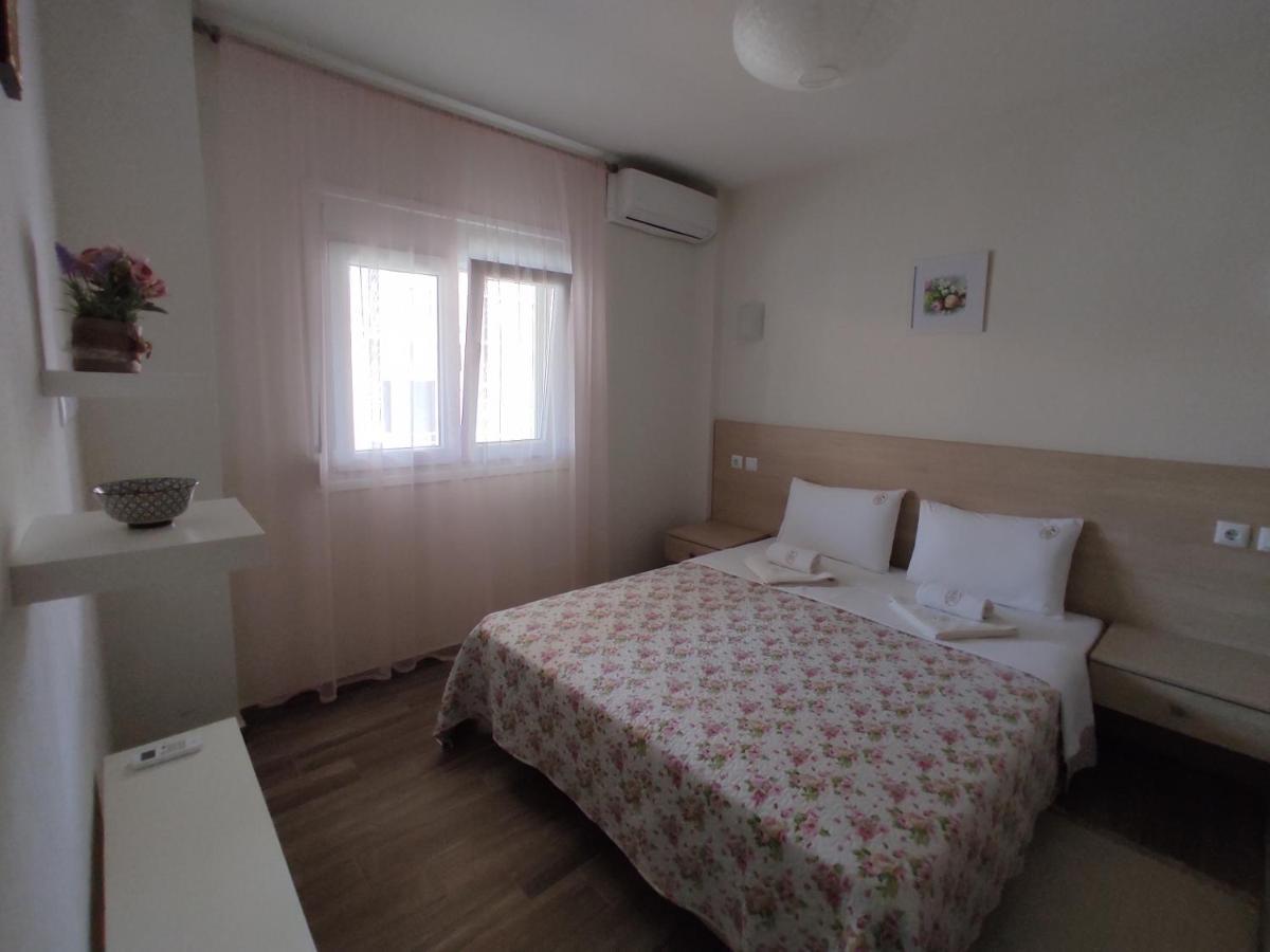Royals Apartments Nikiti  Exterior photo
